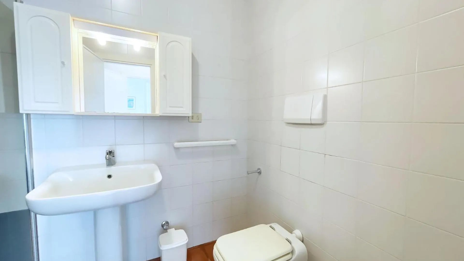 Apartament Sant'Anna Del Volterraio - Strada Maestra Bagnaia  0*, Bagnaia (Livorno)